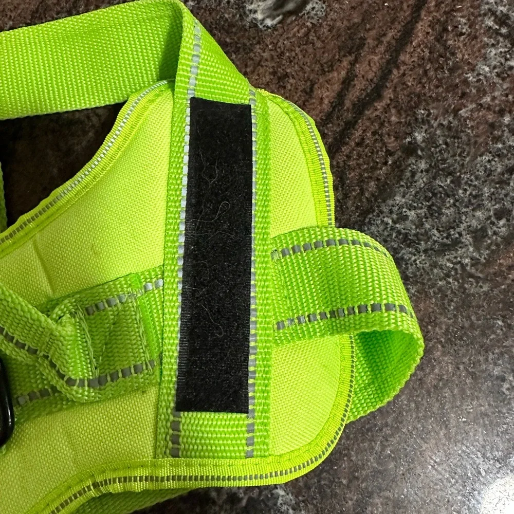 No-pull pet harness size Large